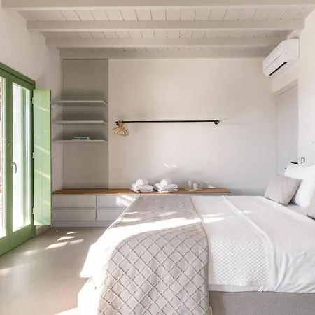 Altheon Mykonos Vila *